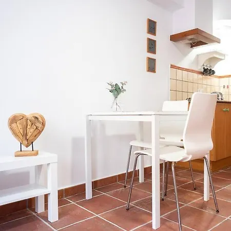 Casa En Con Terraza En El Centro Historico * Dénia